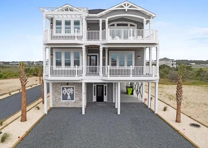 All The Ocean Views At This 5 Bed 5 Beach Getaway